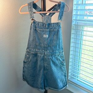 Levi’s Overalls